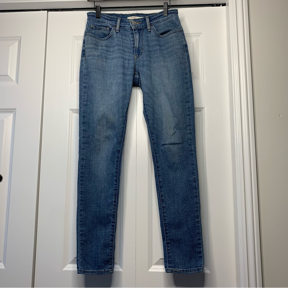 Levi's 711 Classic Blue Jeans skinny fit Women’s Size US 27